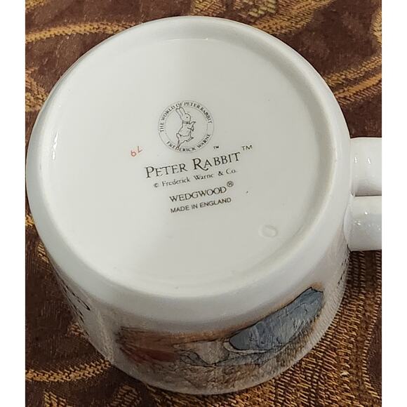 Peter Rabbit 4 Piece China Set Beatrice Potter from Wedgewood England 1992 - Picture 7 of 10